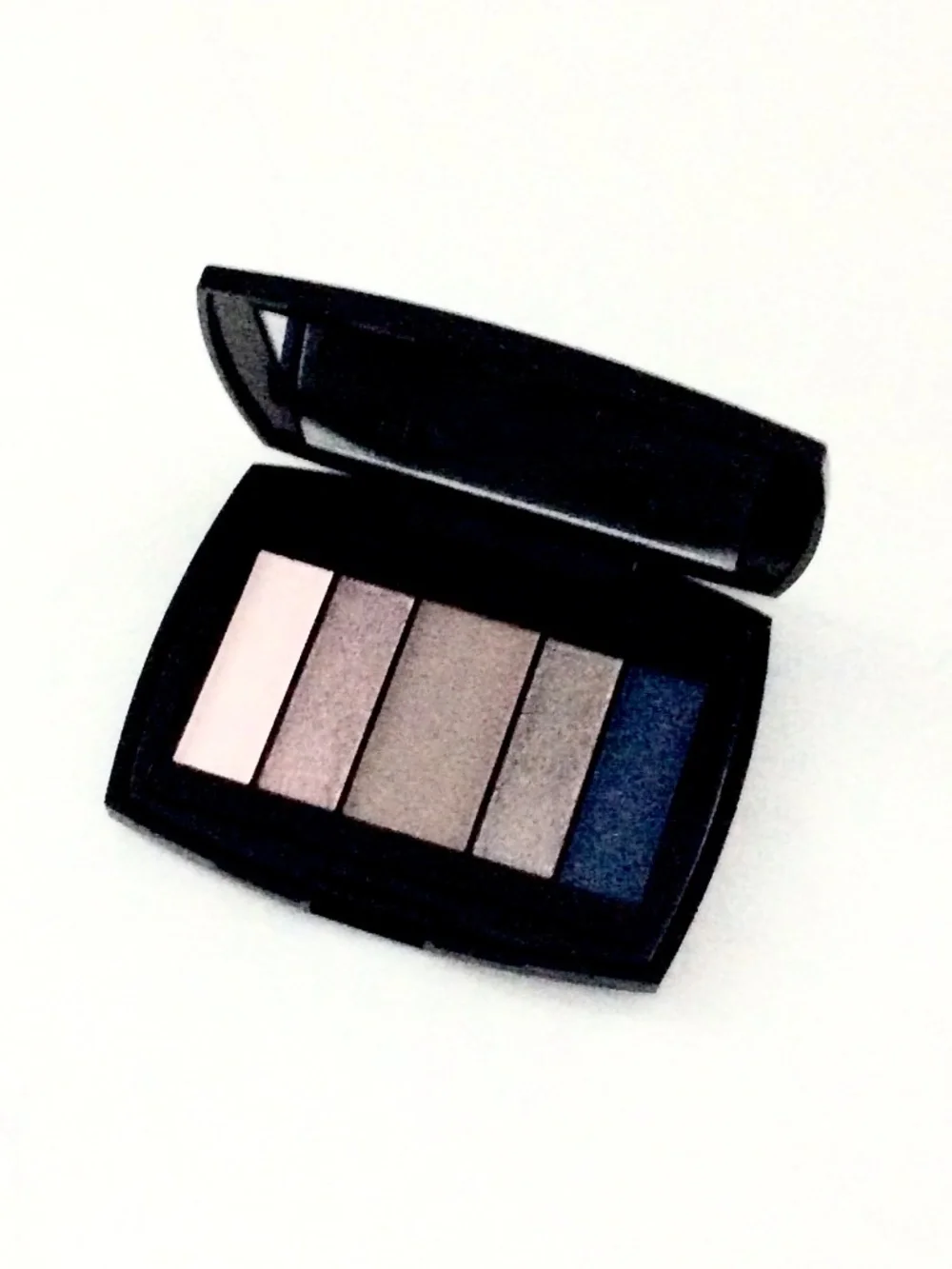 Lancôme Color Design Palette Eye Shadow *Polka Dot Mania*